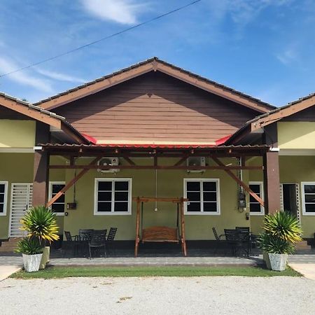 Nipah Homestay Kuala Besut Eksteriør billede